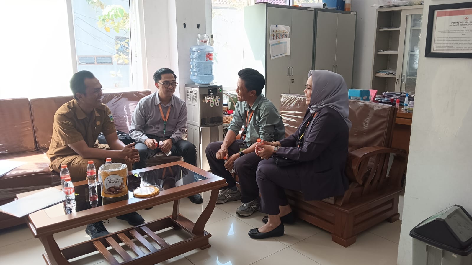 pertemua kedua belah pihak